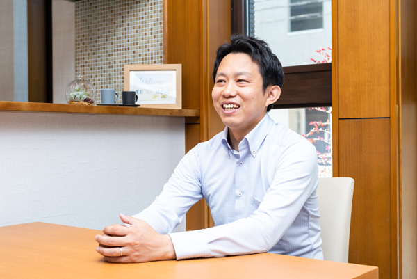 伊丹社長